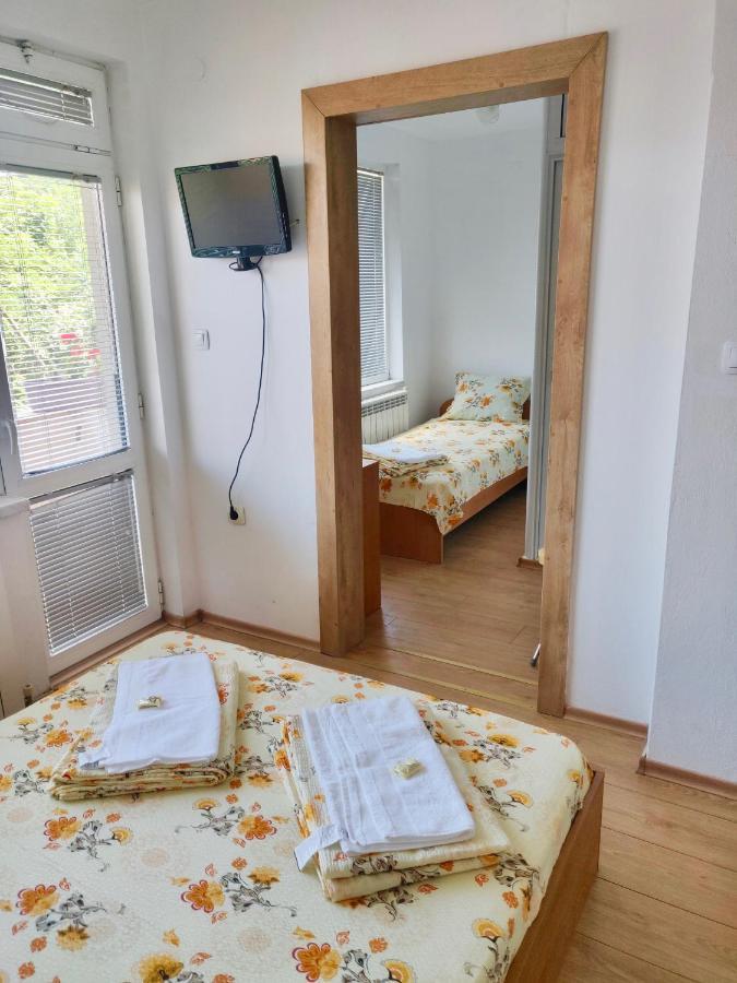 Pamir Guest House Shipkovo  Extérieur photo