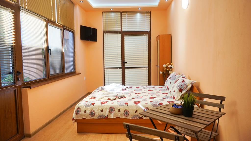 Pamir Guest House Shipkovo  Extérieur photo